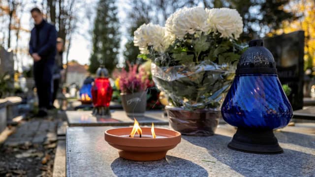 Jak znaleźć zmarłego na cmentarzu Wałbrzych - proste sposoby i porady Jak znaleźć zmarłego na cmentarzu Wałbrzych - proste sposoby i porady