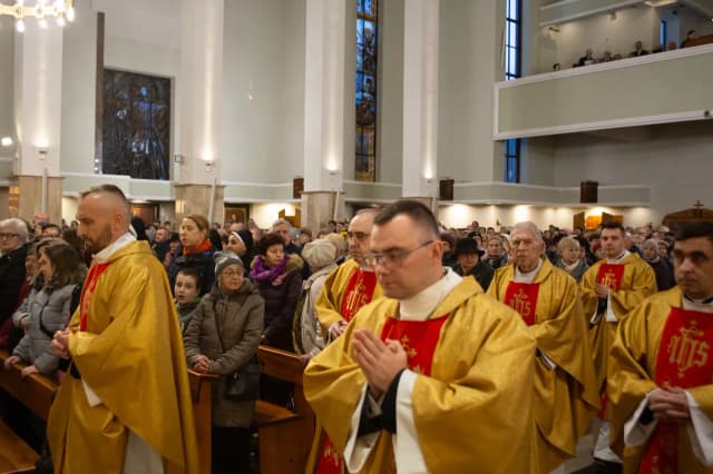 Jak wygląda msza w Wielki Czwartek? Odkryj jej niezwykłe rytuały Jak wygląda msza w Wielki Czwartek? Odkryj jej niezwykłe rytuały