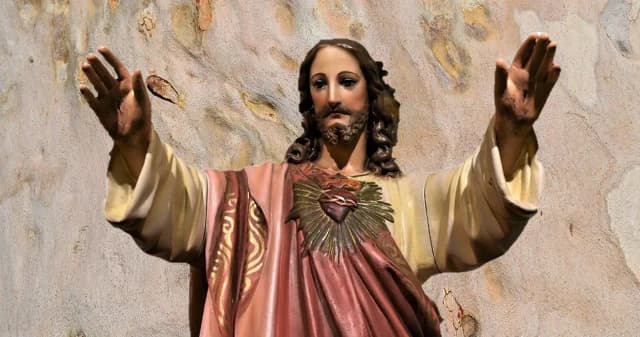 Jakie są litanie? Poznaj różnorodność i znaczenie modlitw katolickich Jakie są litanie? Poznaj różnorodność i znaczenie modlitw katolickich