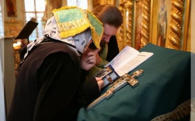 Jak wygląda spowiedź prawosławna i jej duchowe znaczenie w wierzeniach Jak wygląda spowiedź prawosławna i jej duchowe znaczenie w wierzeniach