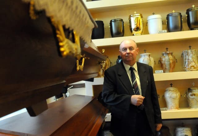 Ile kosztuje miejsce na cmentarzu w Lublinie? Ceny i szczegóły Ile kosztuje miejsce na cmentarzu w Lublinie? Ceny i szczegóły