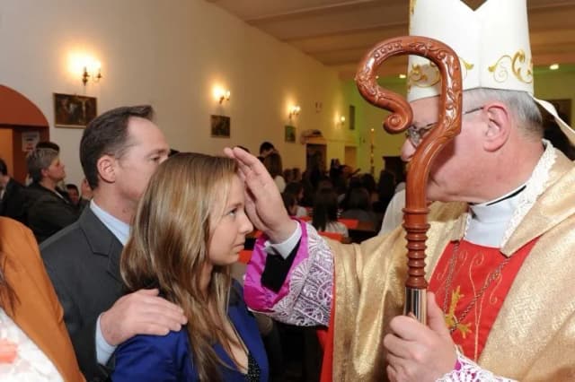 Bierzmowanie w jakim wieku? Odkryj ważne informacje i różnice Bierzmowanie w jakim wieku? Odkryj ważne informacje i różnice