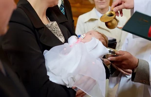 Czy konieczna jest spowiedź przed chrztem? Oto, co musisz wiedzieć Czy konieczna jest spowiedź przed chrztem? Oto, co musisz wiedzieć